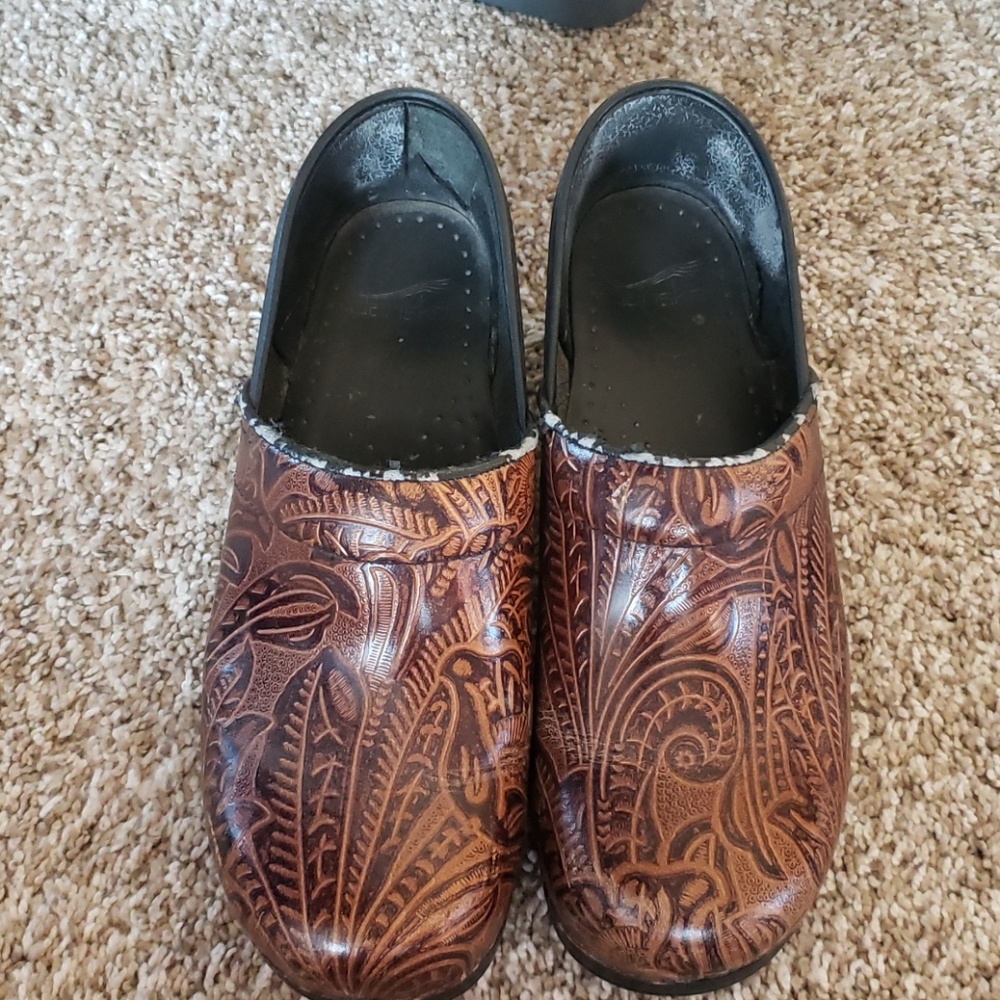 Dansko clogs womens 40